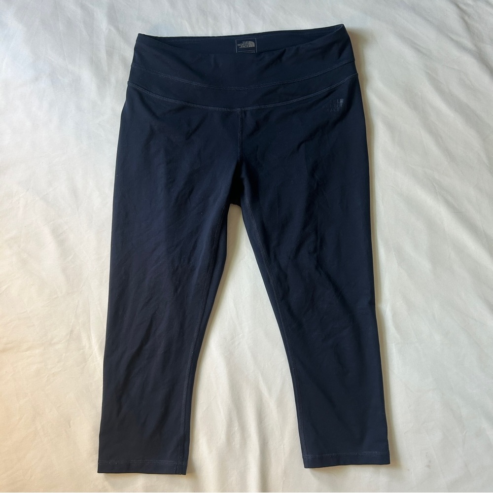 The north face cropped navy blue leggings